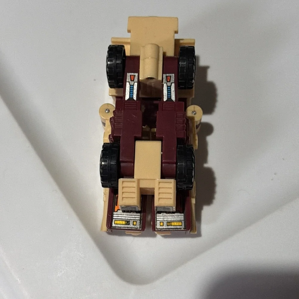 Transformers G1 LANDFILL targetmaster Hasbro